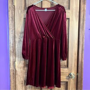 Old Navy Long Sleeve Velvet Wrap Dress